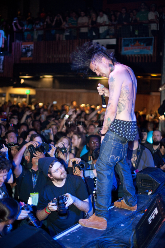 wolfwild Yelawolf wilds out