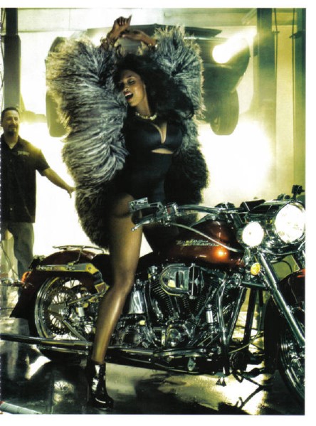 toccara_italian_vogue_11.jpg