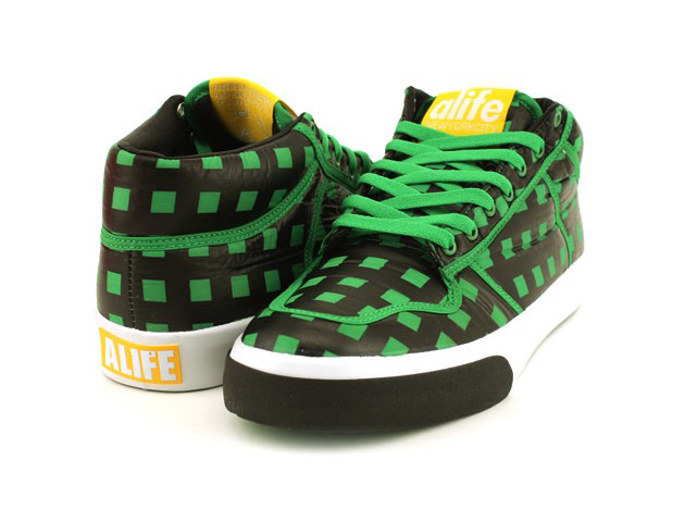 alife-everybody-mid-parachute-checkers-03 alife-everybody-mid-parachute-checkers-03