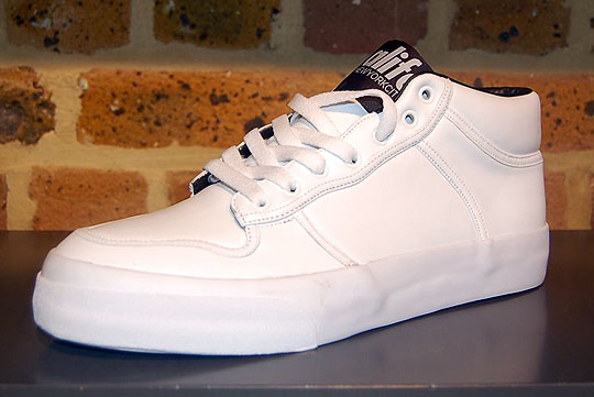 alife-ss09-triads-2
