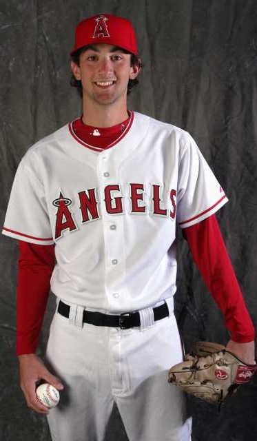 56870945SD0_Angels
