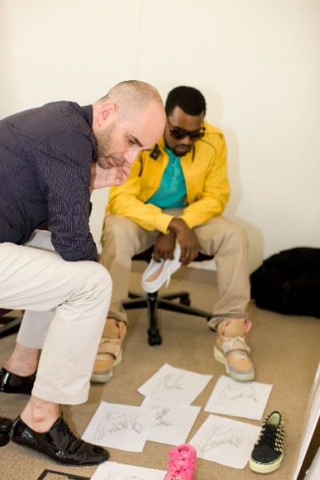kanye-west-louis-vuitton-making-of-6-360x540 kanye-west-louis-vuitton-making-of-6-360x540
