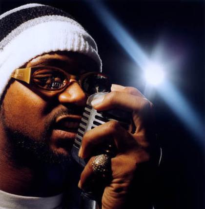 ghostfacekillah-micinhand2