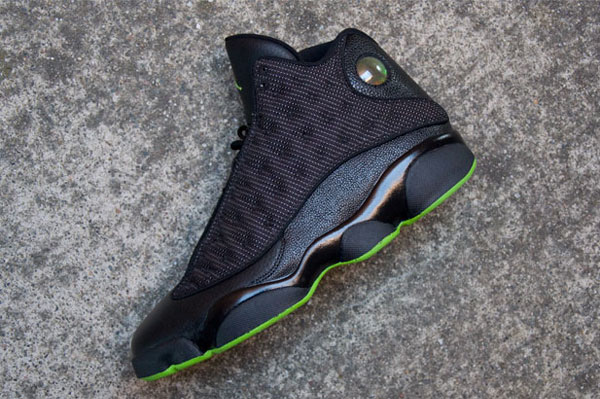 air-jordan-xiii-13-altitude-2 air-jordan-xiii-13-altitude-2
