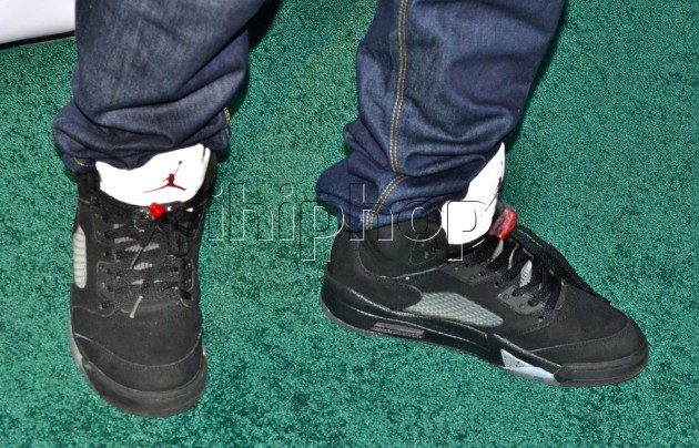 8 Showing off the kicks