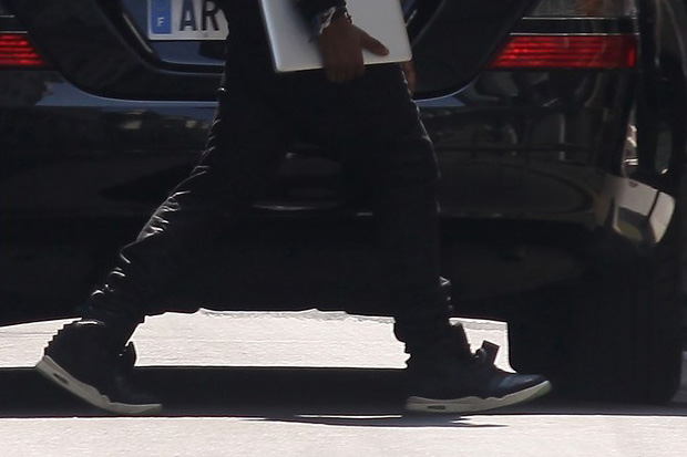 kanye-west-wearing-air-yeezy-ii-part-2-1