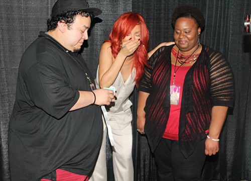 rihanna-fan-proposes