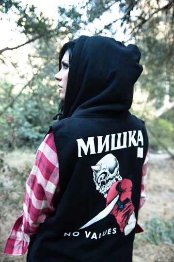 andy-san-dimas-jessie-andrews-for-mishka-fall-2011-05-359x540