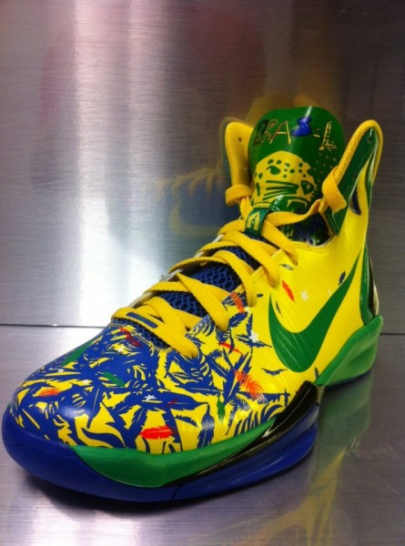 nike-hyperdunk-2010-fiba-pack-release-date-info-2-445x600-1