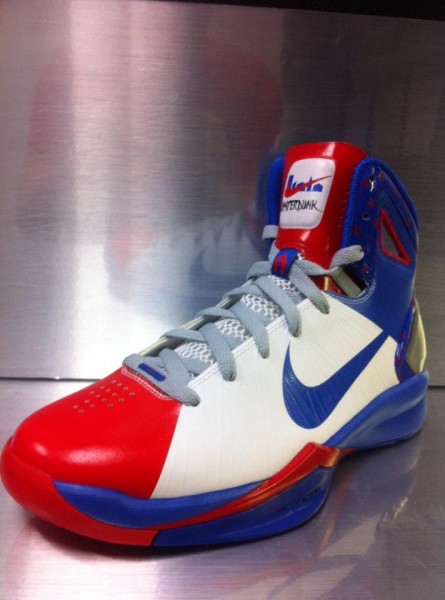 nike-hyperdunk-2010-fiba-pack-release-date-info-5-445x600