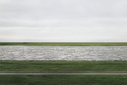 andreas-gursky-rhine-ii-most-expensive-photograph andreas-gursky-rhine-ii-most-expensive-photograph