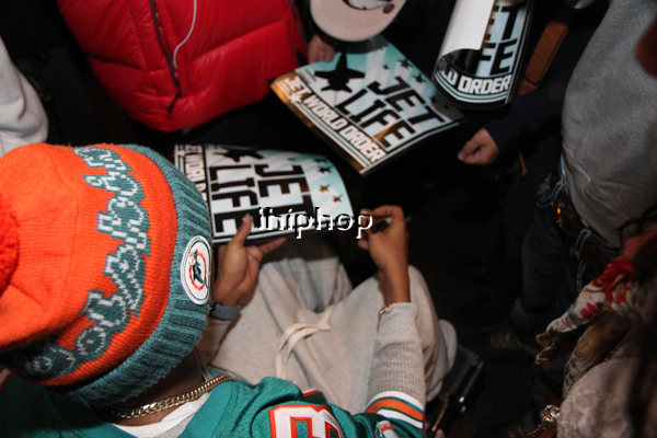 Spitta Gives Back To The Fans