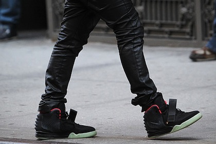 nike-sportswear-air-yeezy-2-blackpink-closer-look-1-1 nike-sportswear-air-yeezy-2-blackpink-closer-look-1-1