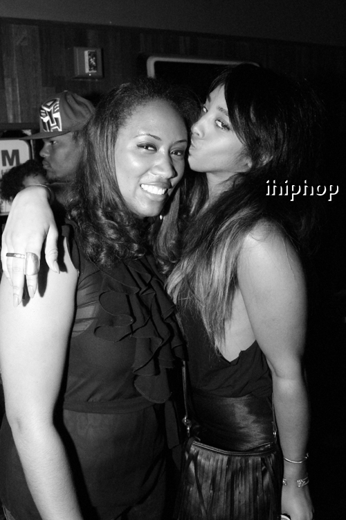 Ladies in the crow BW