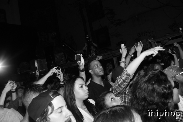 Crowd BW 11