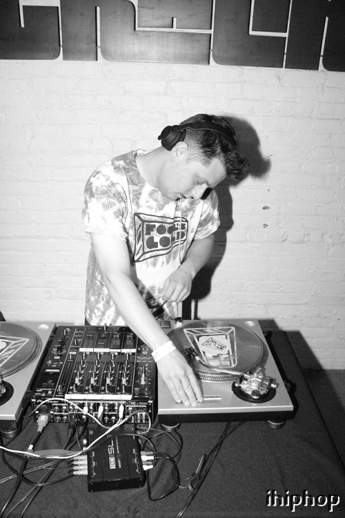Dj