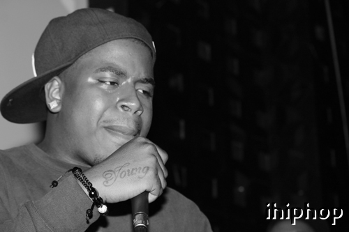 Young Giftz BW 7